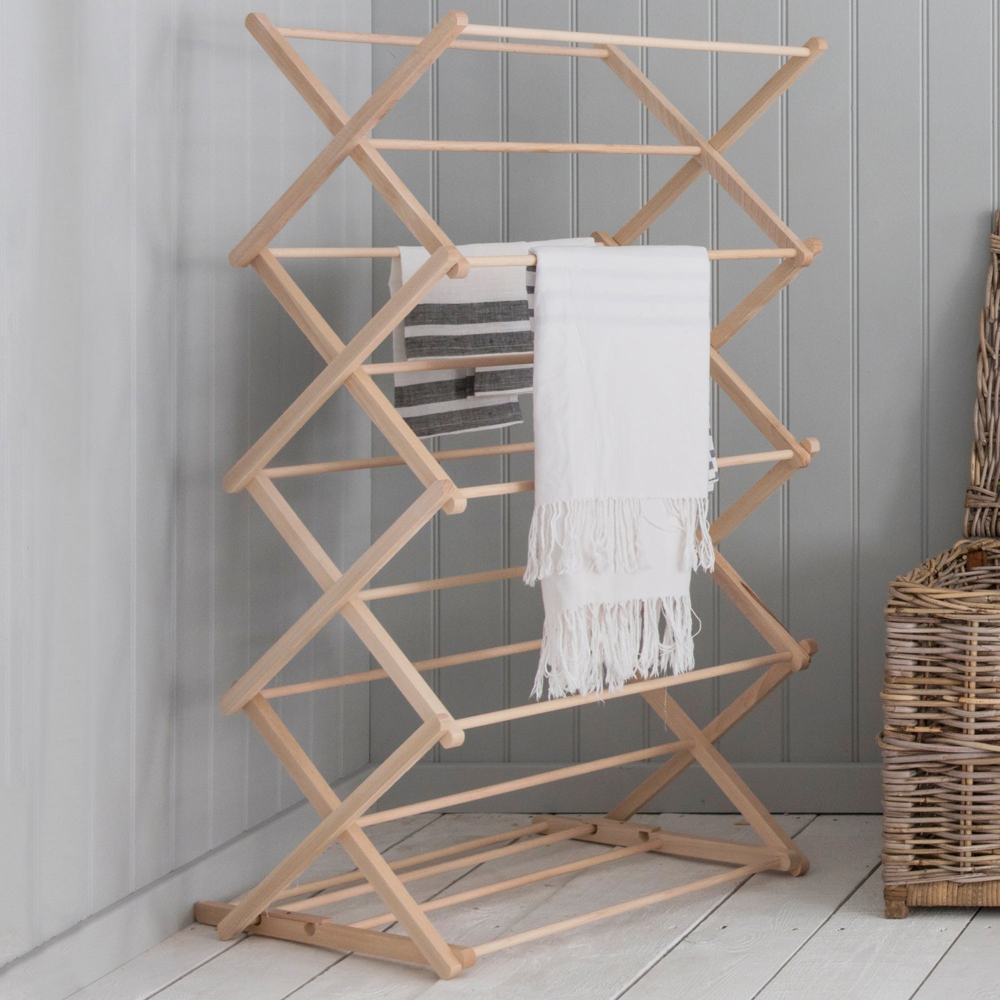 Folding Wooden Clothes Horse Sheila Maid1
